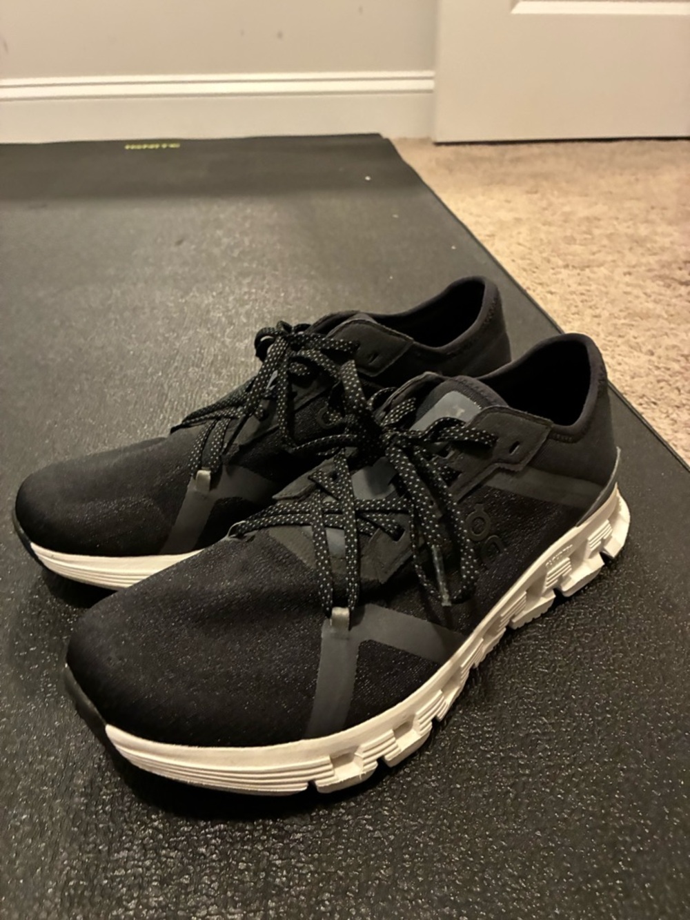 Women's Athletic Running Shoes - Black